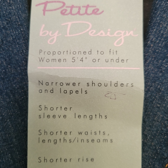 Yuka Jeans Denim Blue Jean Jacket Size Large Petite New with tags - Picture 3 of 6